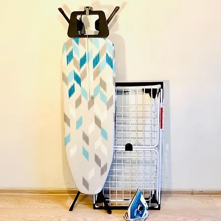 Three Bedroom With Two Terraces For 7people+baby דירה קובנה