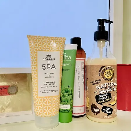 Three Bedroom With Two Terraces For 7people+baby דירה