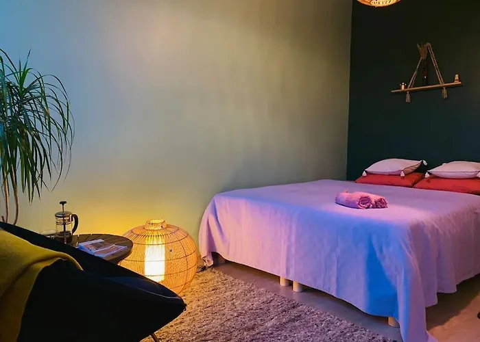 Three Bedroom With Two Terraces For 7people+baby شقة